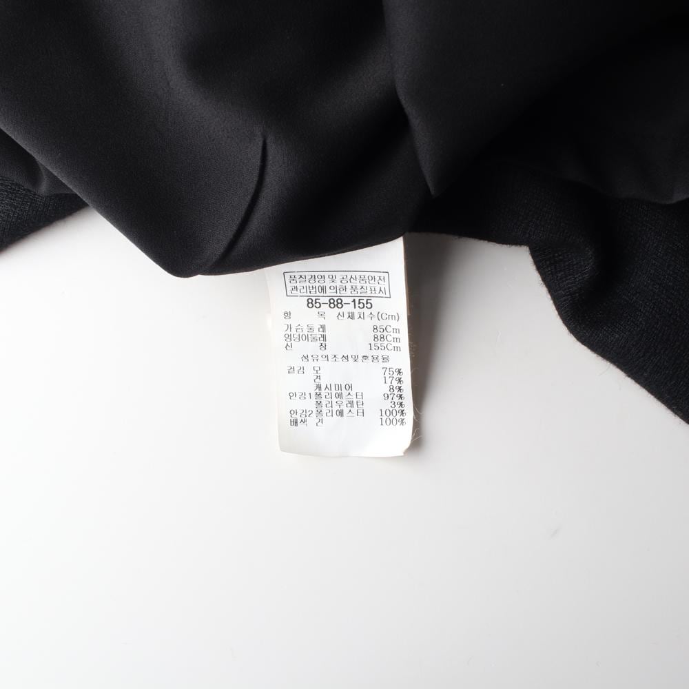 지고트 울실크캐시미어 견장 블랙 플레어 원피스 상세 이미지 7