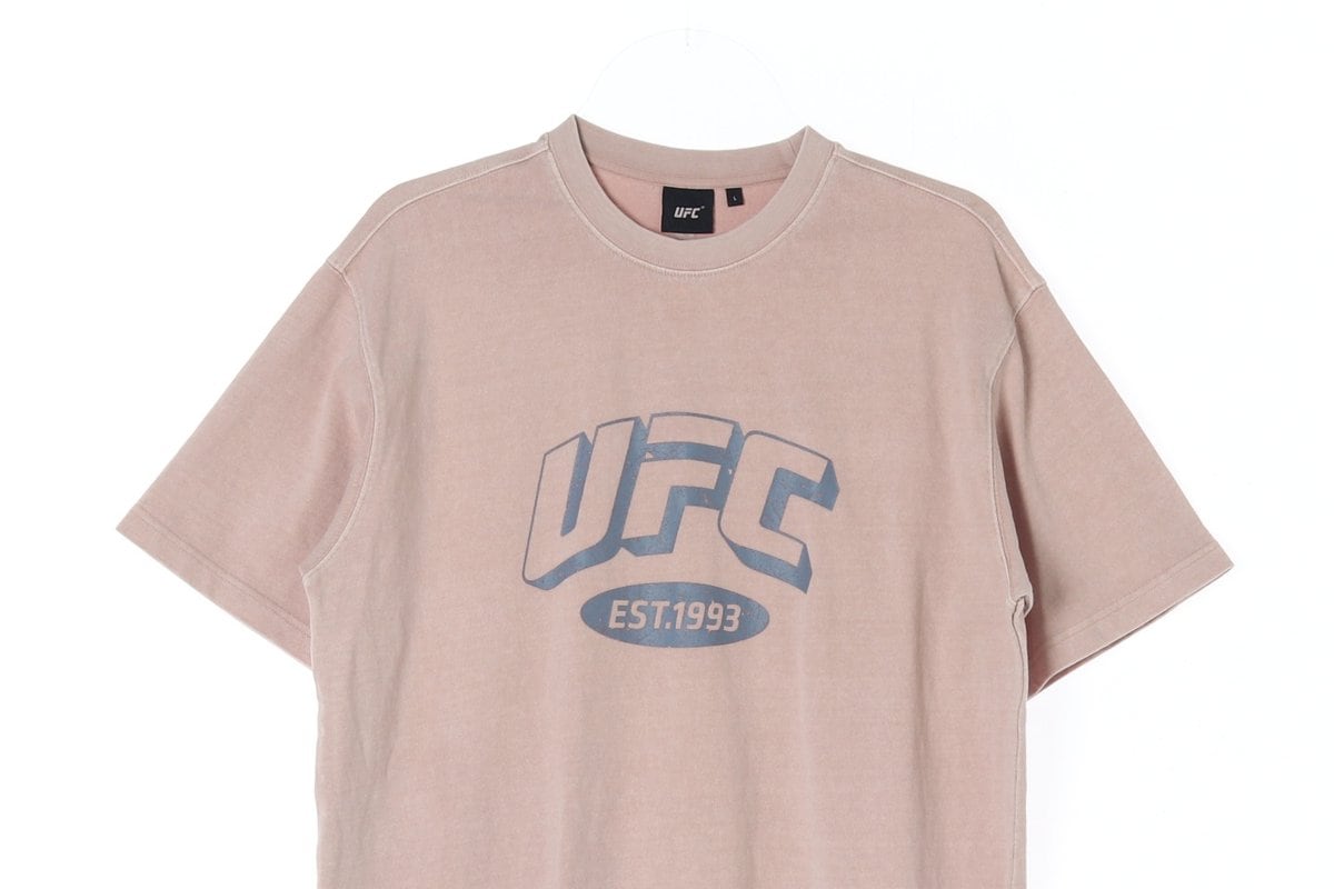 UFC 베이지 빅로고 반팔 루즈핏 티셔츠 상세 이미지 2