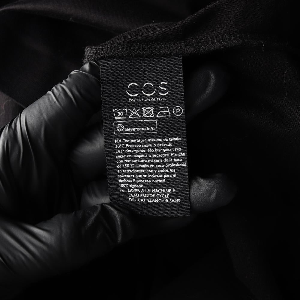 코스 블랙 모크넥 반팔 크롭 티셔츠 이미지 6