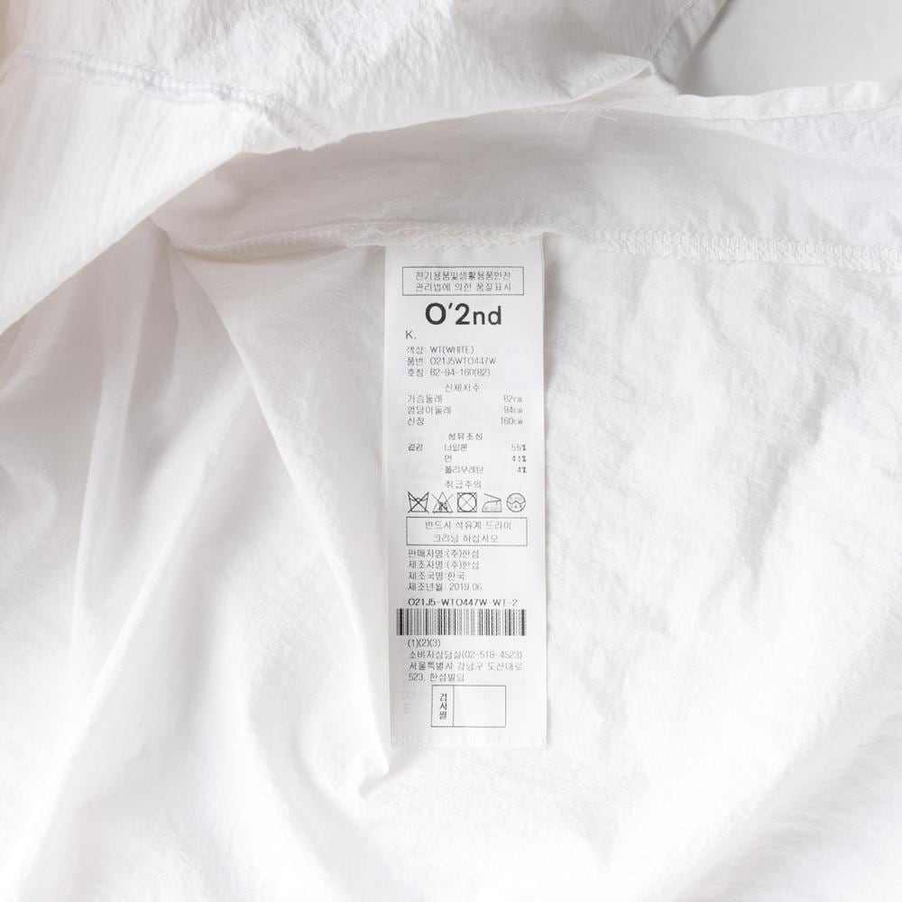 오즈세컨 화이트 러플 후디 반팔 오버핏 블라우스 상세 이미지 6