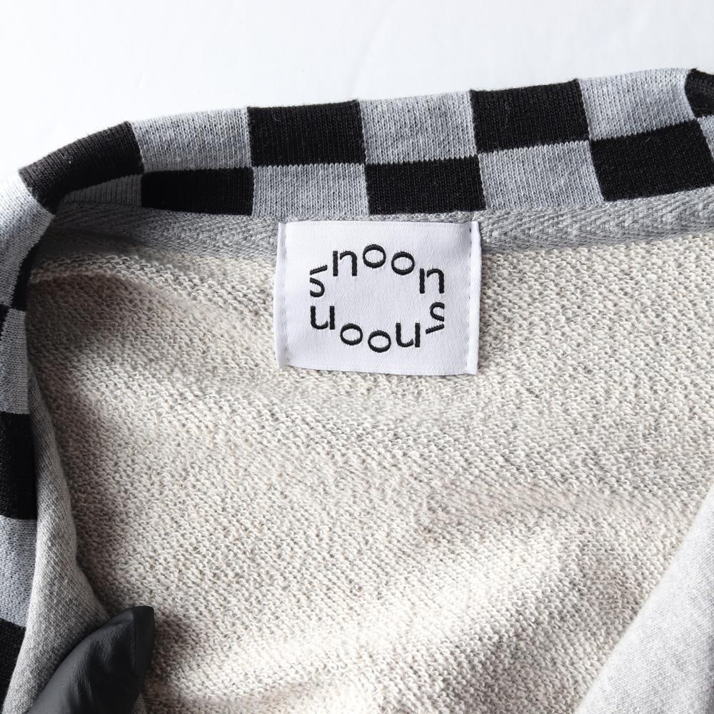 시눈 멜란지그레이 로고 오픈 카라 맨투맨 스웨트셔츠 이미지 5