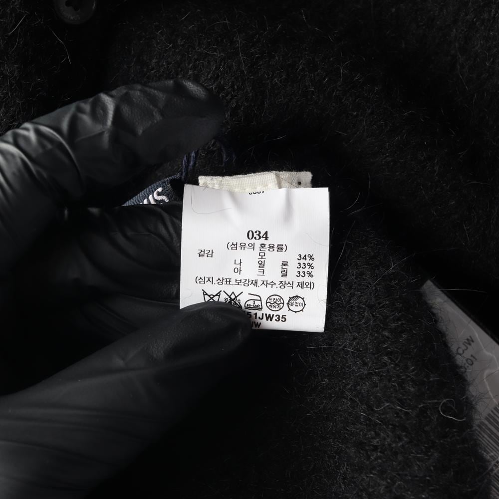 (새상품)자크뮈스 23FW 블랙 사선 버튼 어깨 트임 울 니트 스웨터 상세 이미지 7