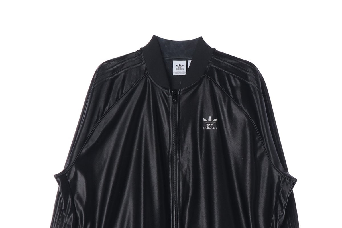 아디다스 프리미엄 오리지널 오버핏 트랙탑 블루종 23FW 이미지 2