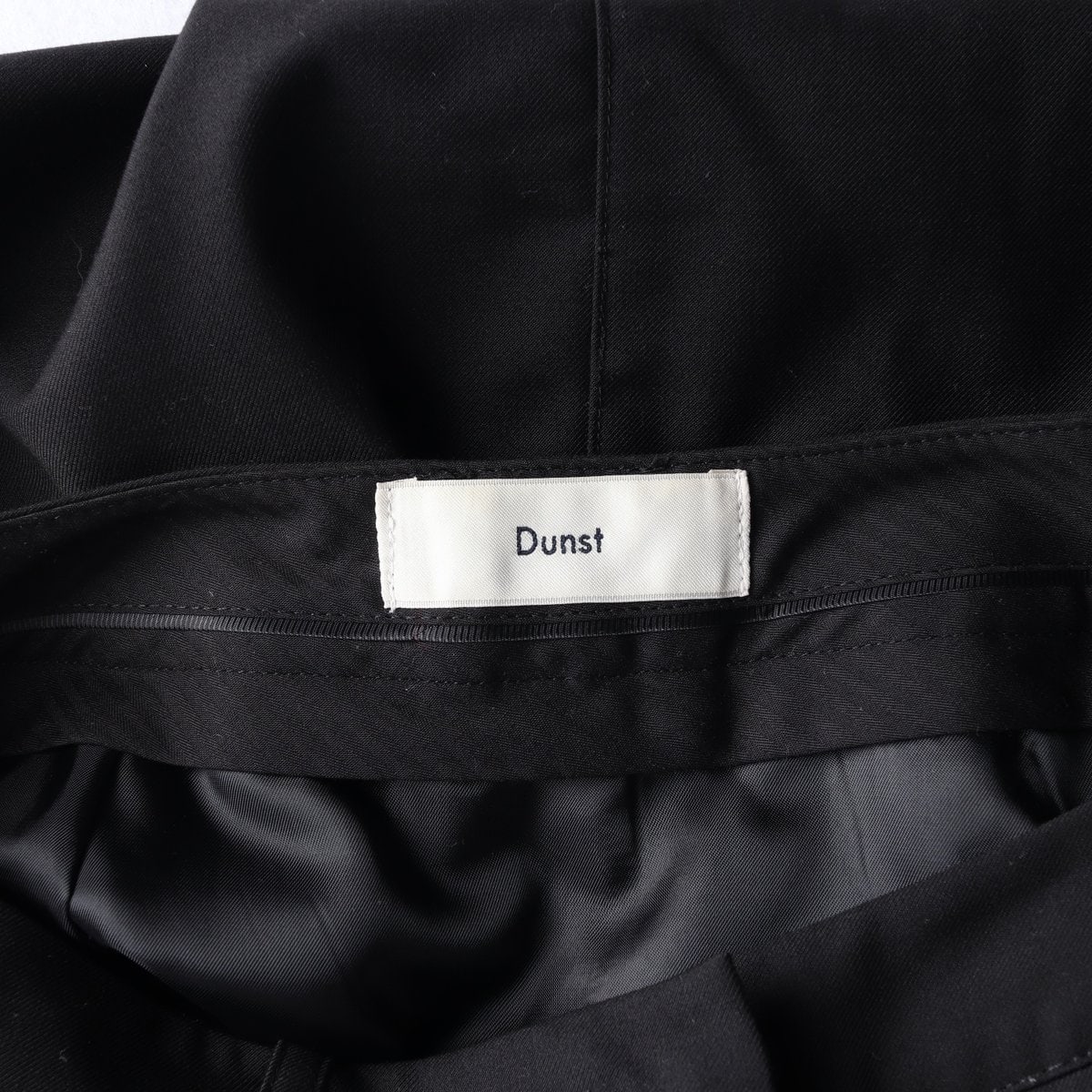 DUNST 던스트 블랙 A라인 미디 스커트 치마 이미지 5