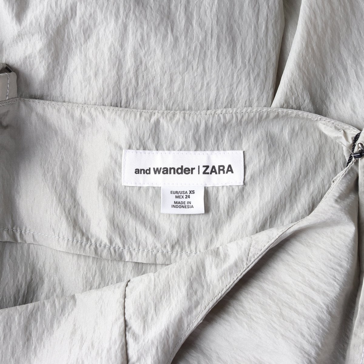 (새상품)ZARA 자라 X 앤드원더 뷔스티에 브이넥 롱 플레어 원피스 XS 상세 이미지 6
