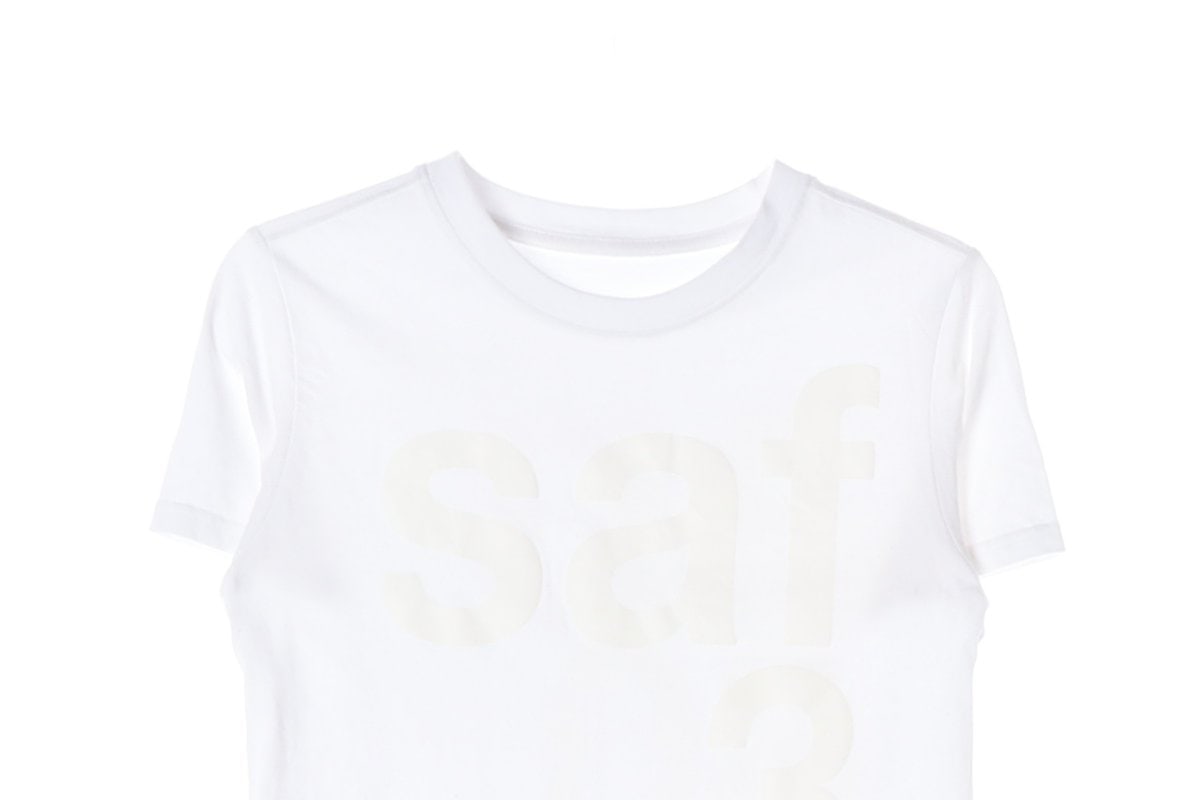 사파리스팟 화이트 로고 프린팅 베이직 반팔 티셔츠 이미지 3