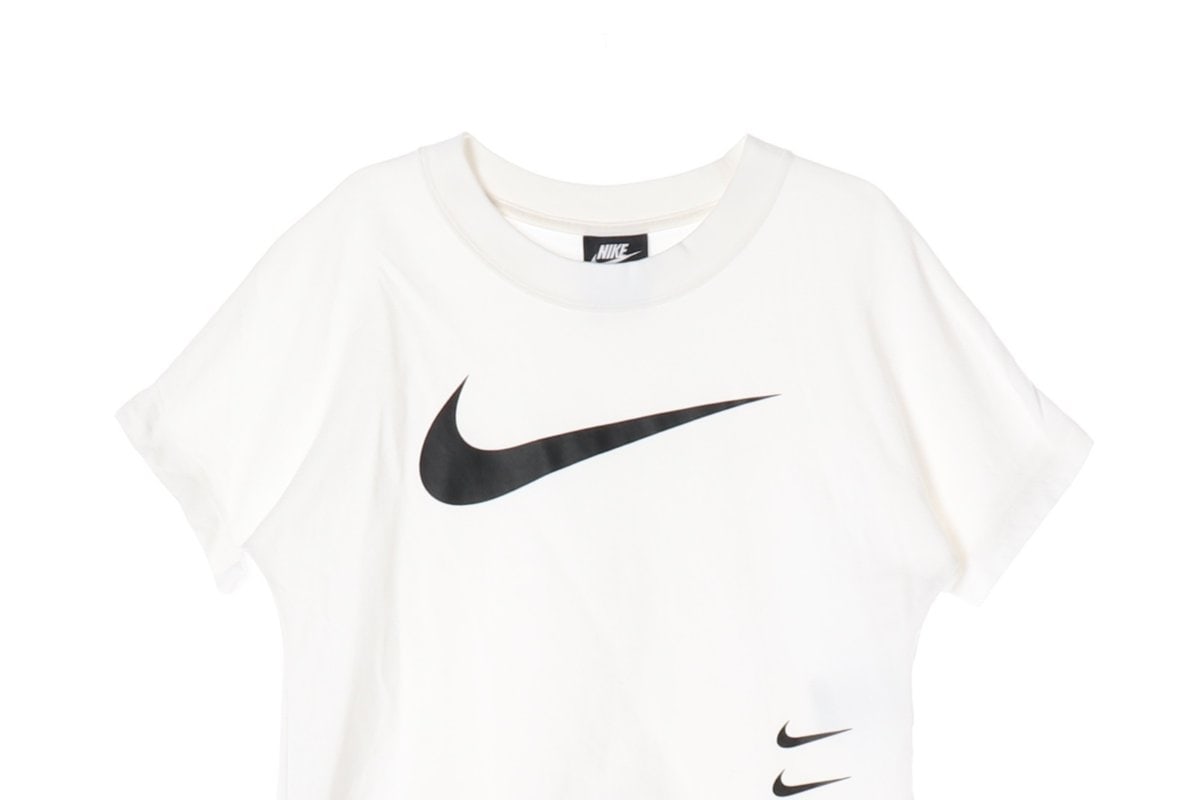 NIKE 나이키 화이트 스우시 반팔 크롭 티셔츠 이미지 3