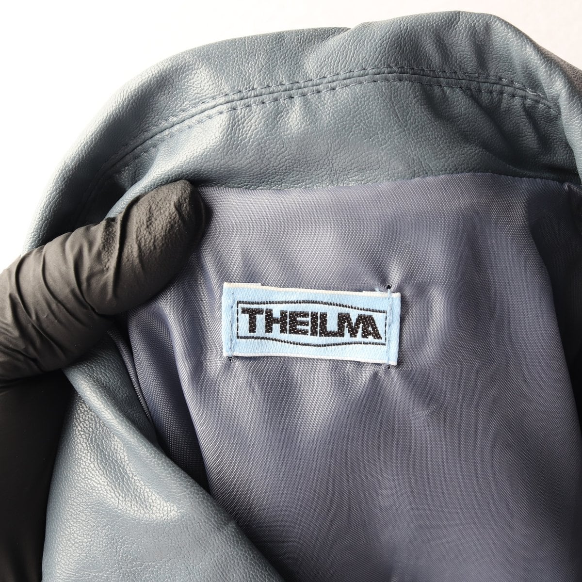 THEILMA 더일마 블루 오버핏 반팔 가죽 레더 셔츠 상세 이미지 5