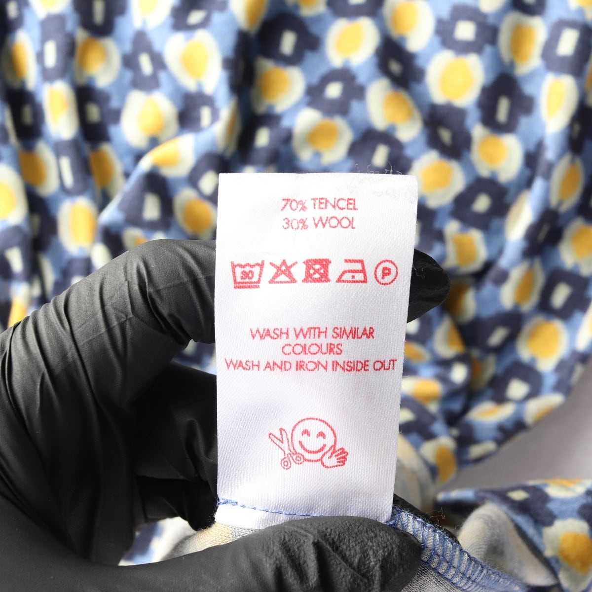 오일릴리 블루 옐로우 패턴 하프넥 텐셀 울 긴팔 티셔츠 S 상세 이미지 7
