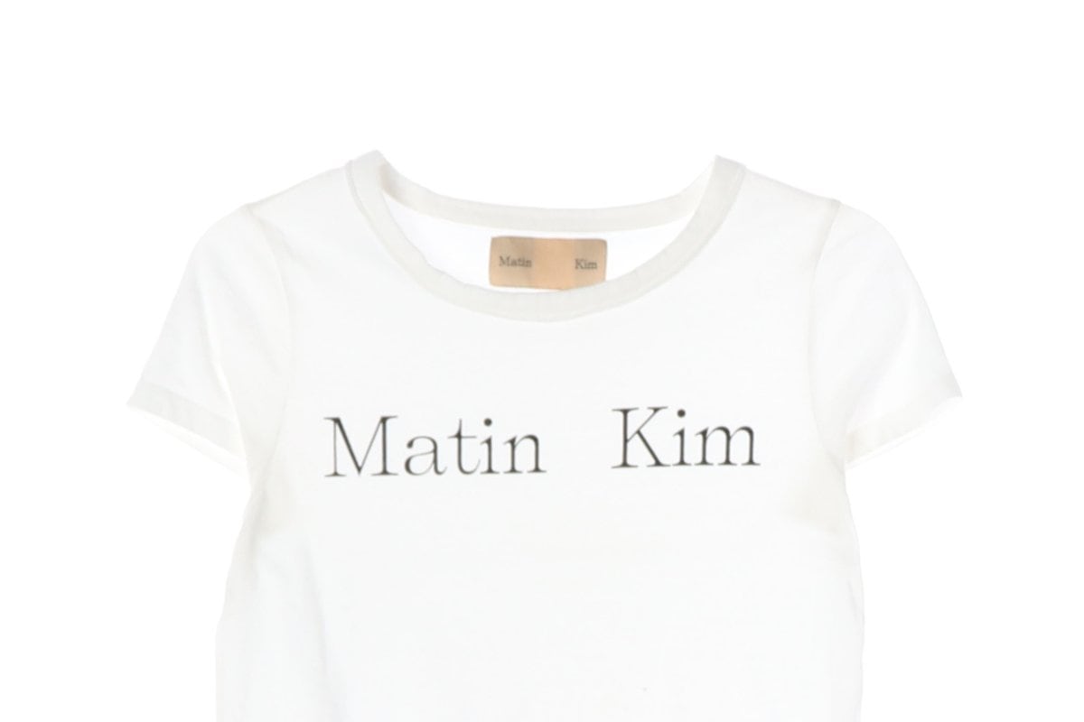 MATIN KIM 마뗑킴 로고 화이트 반팔 크롭티 티셔츠 상세 이미지 3