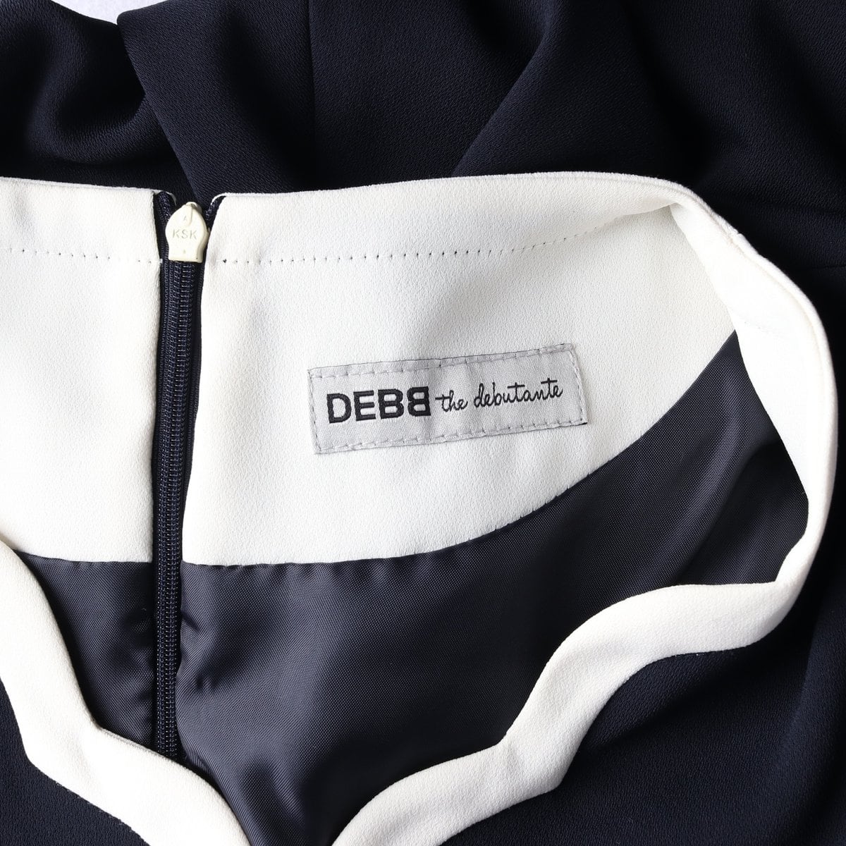 DEBB 뎁 네이비 물결 브리넥 반팔 플레어 원피스 상세 이미지 6