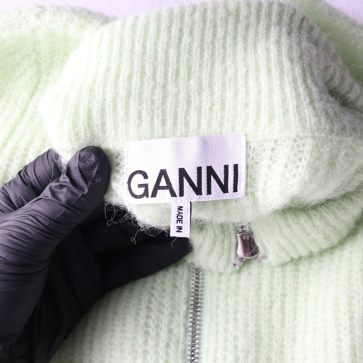 GANNI 가니 울 알파카 라이트그린 모크넥 집업 니트 가디건 상세 이미지 6