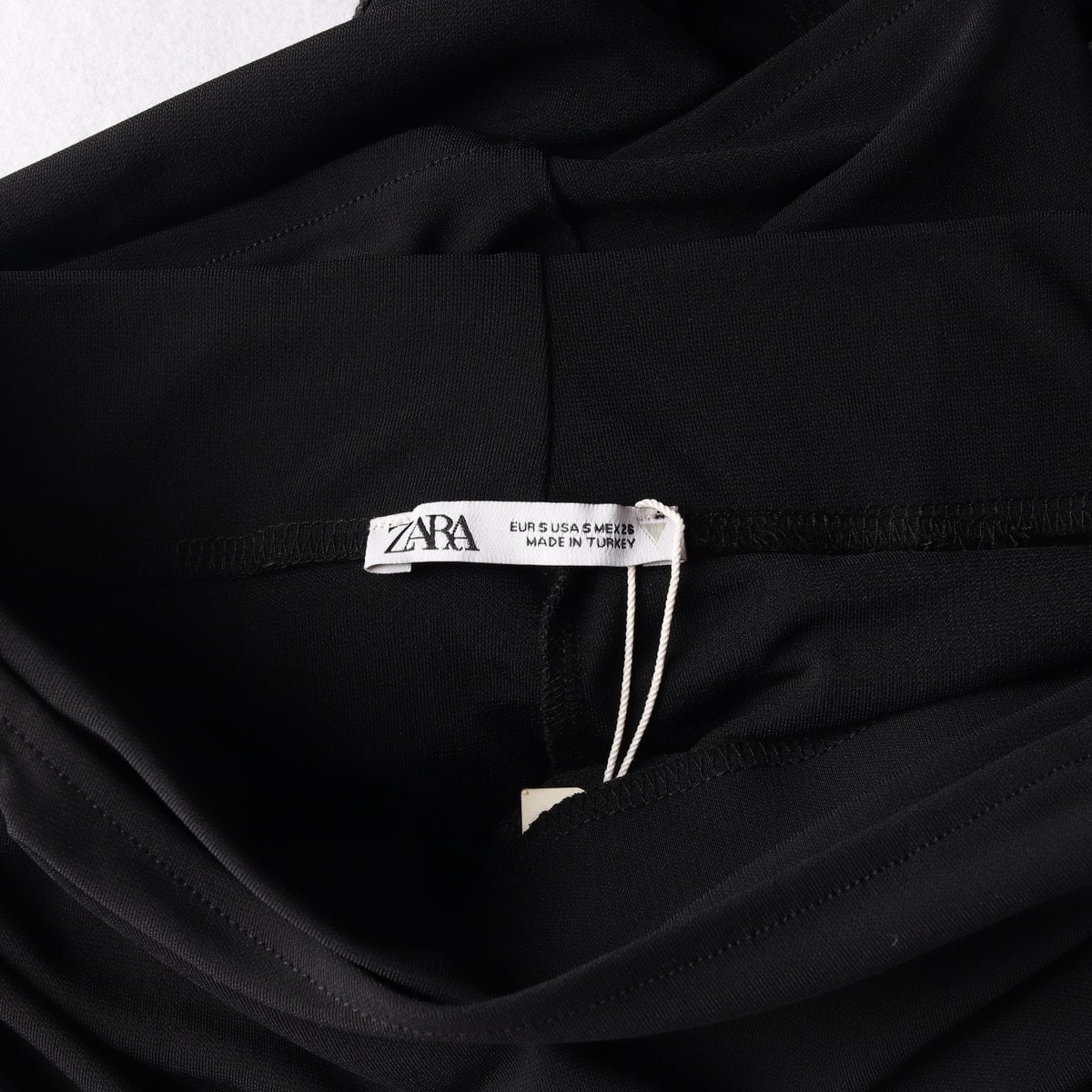 (새상품)ZARA 자라 블랙 셔링 랩 미니 스커트 치마 S 이미지 5