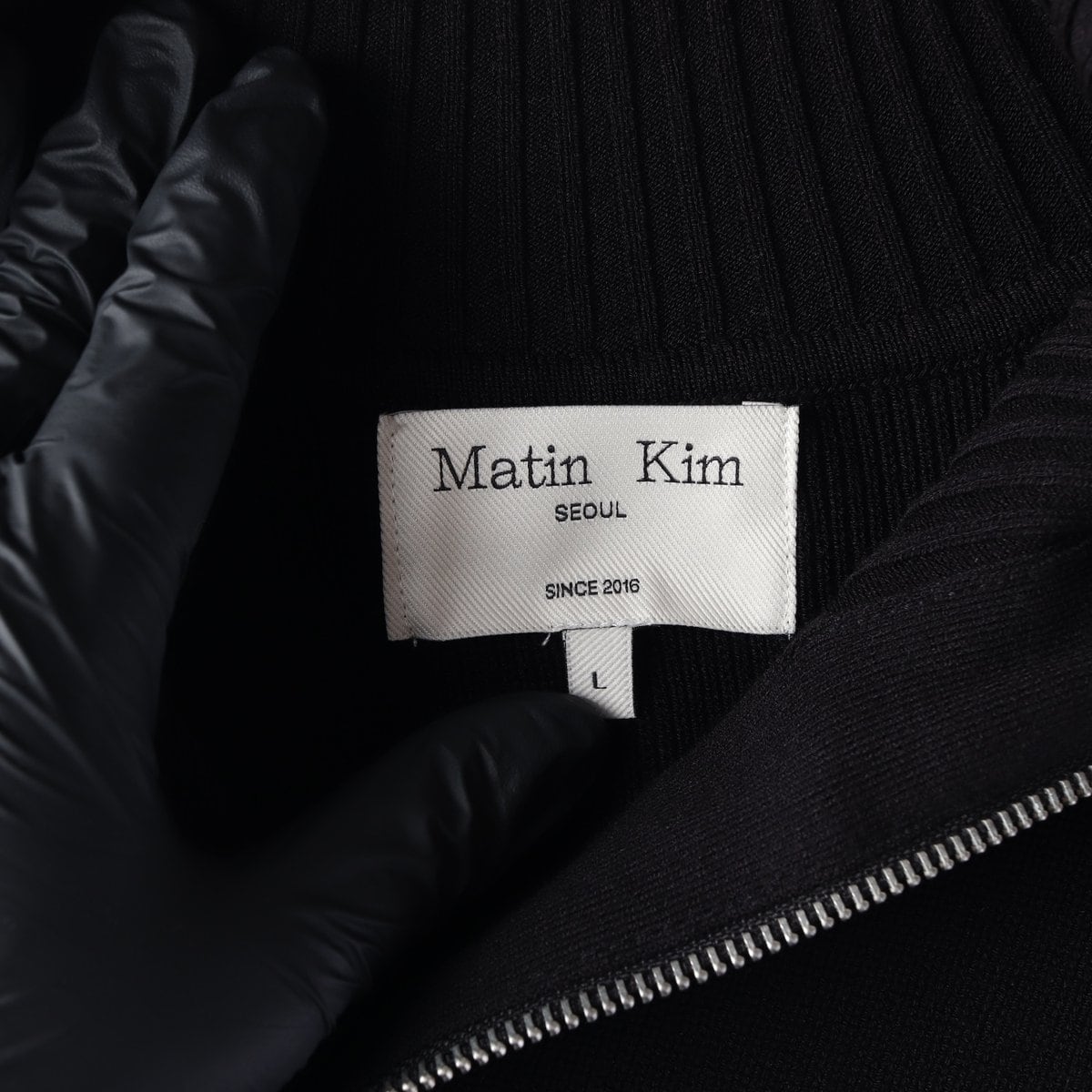 마뗑킴 24FW 블랙 스펠 포인트 스트라이프 니트 베스트 집업 조끼 L 상세 이미지 5