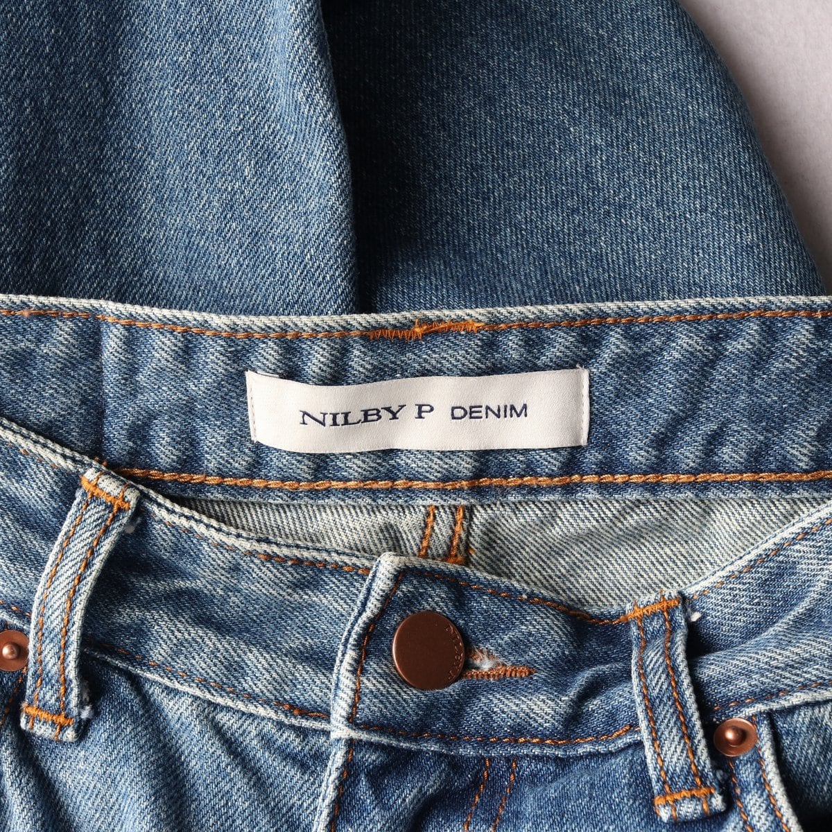 NILBY P 닐바이피 23SS 중청 워싱 하이라이즈 데님 청바지  상세 이미지 6