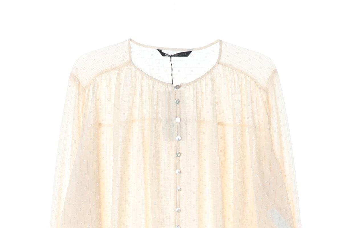 (새상품)ZARA 자라 베이지 루즈핏 라운드 버튼 긴팔 블라우스 S 이미지 3