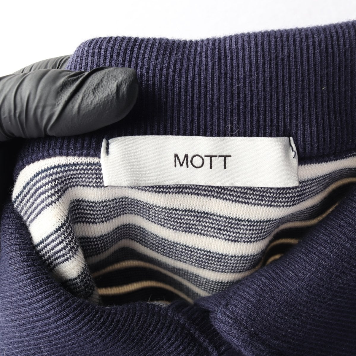 MOTT 모트 네이비 스트라이프 폴로 셔츠 카라 맨투맨 상세 이미지 5