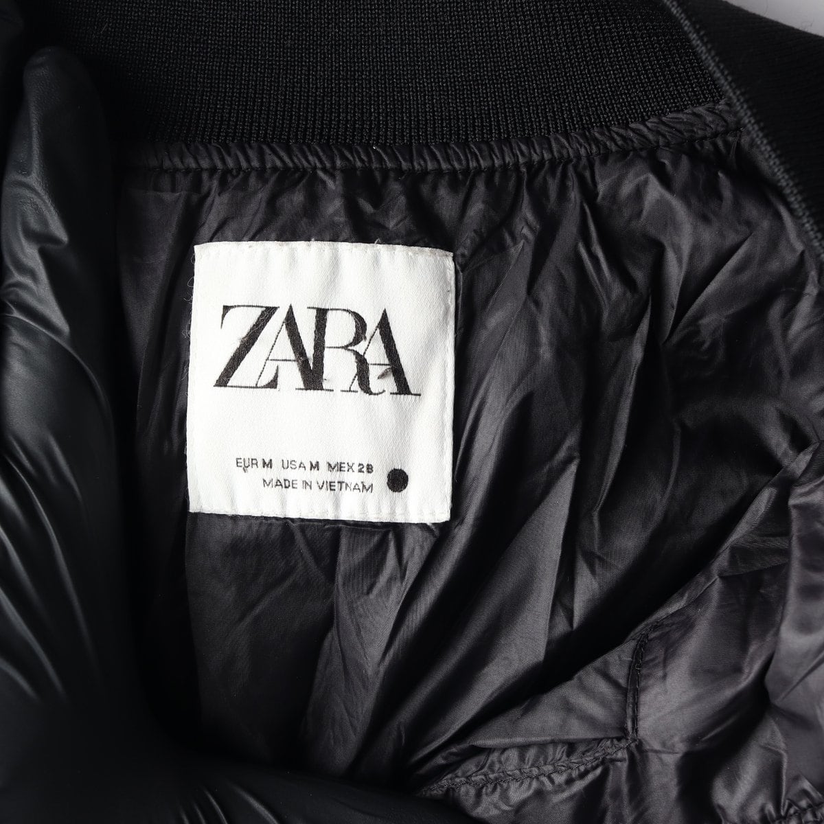 ZARA 자라 블랙 오버핏 퀼팅 패딩 블루종 집업 점퍼 M 상세 이미지 5