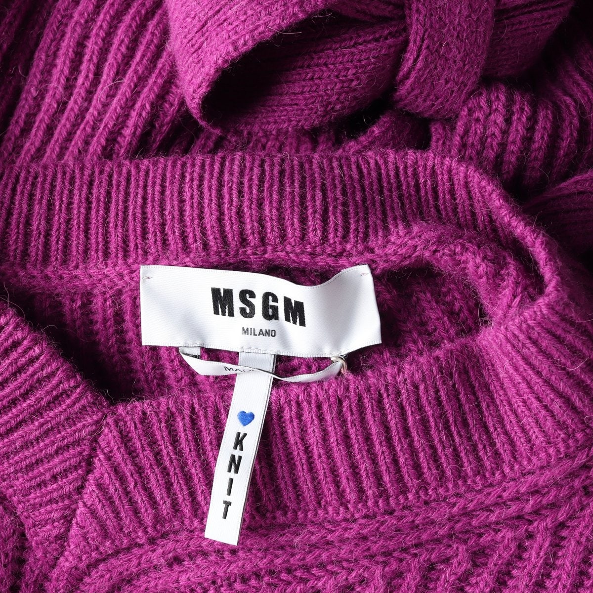 (새상품)MSGM 엠에스지엠  백 리본 타이 컷아웃 니트 스웨터 L 이미지 5