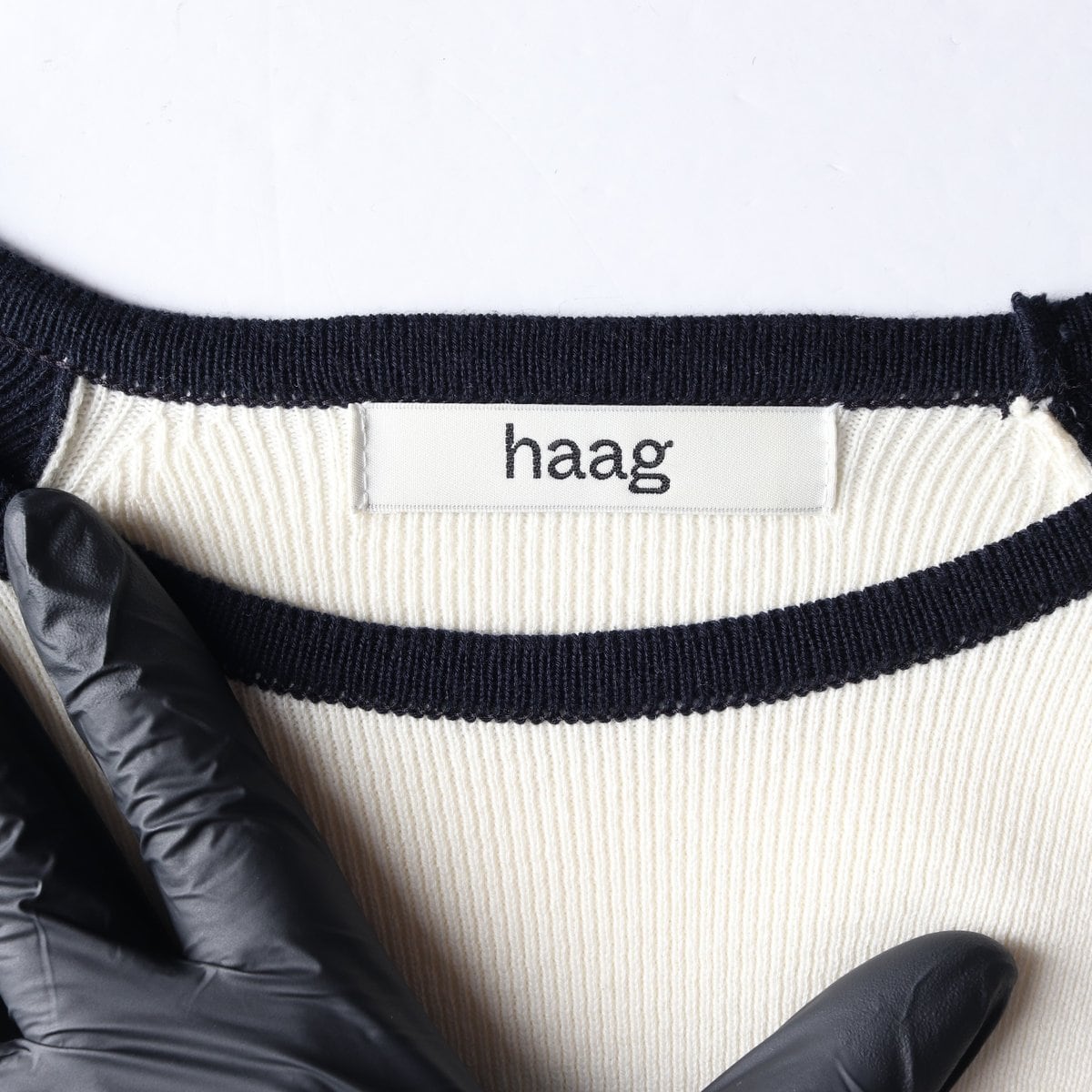 HAAG 헤이그 24SS 아이보리 블랙 나그랑 맨투맨 스웨트셔츠 F 상세 이미지 5