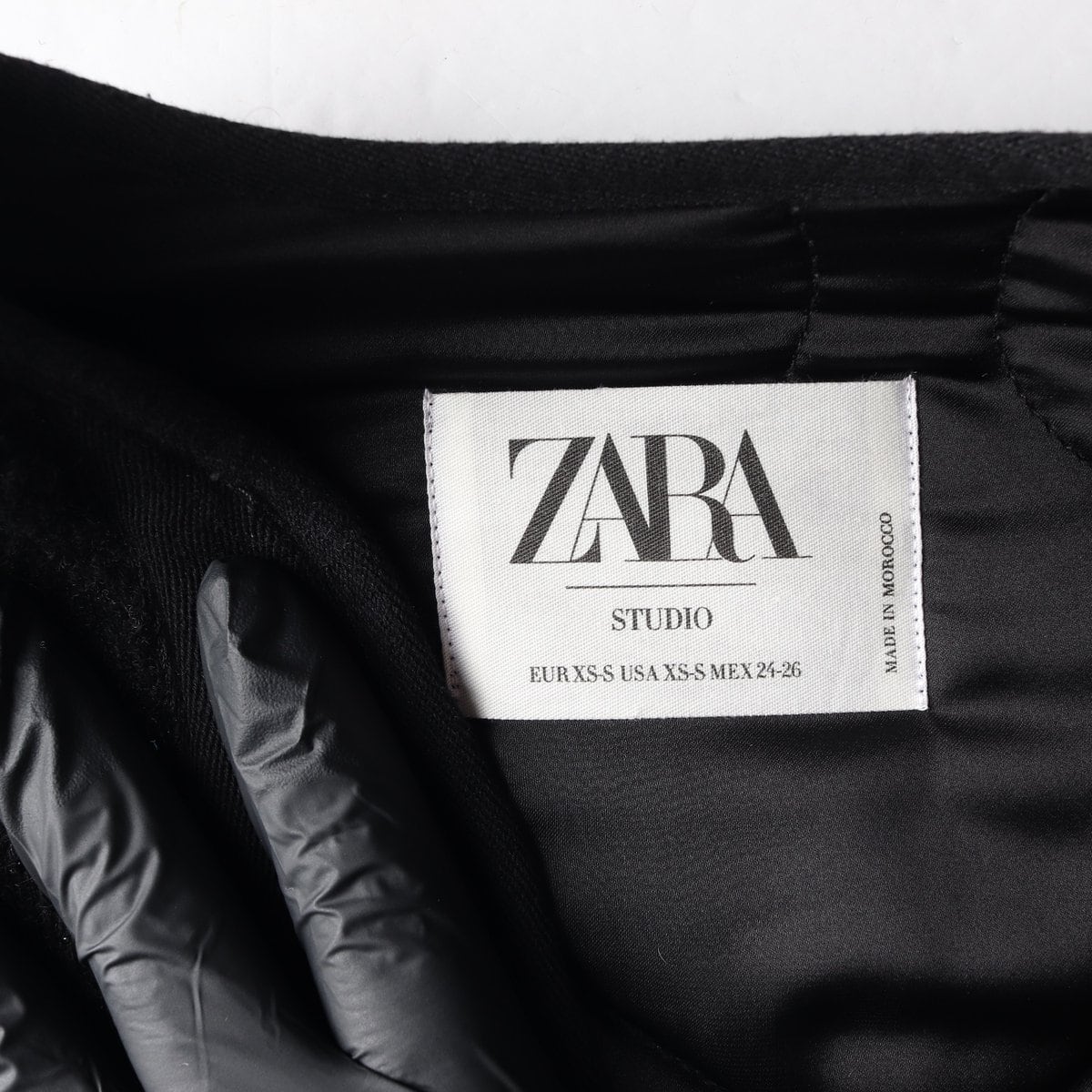 ZARA 자라 블랙 패디드 스트럭처 재킷 리미티드 에디션 상세 이미지 5