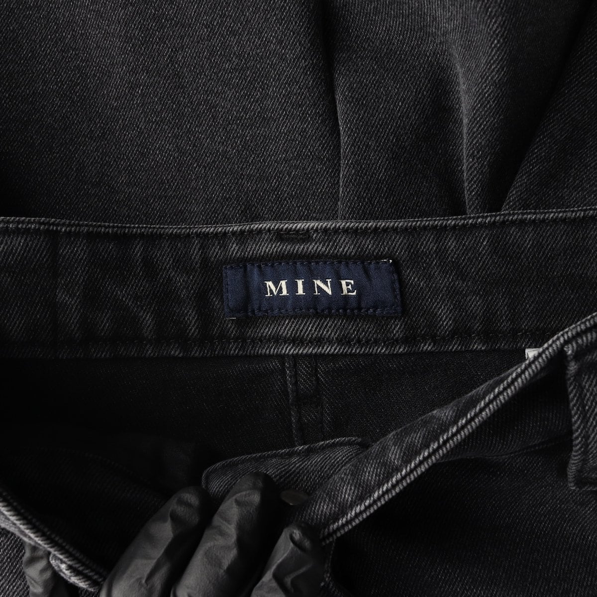 마인 24FW 다크그레이 와이드 스트레이트 데님팬츠 상세 이미지 6