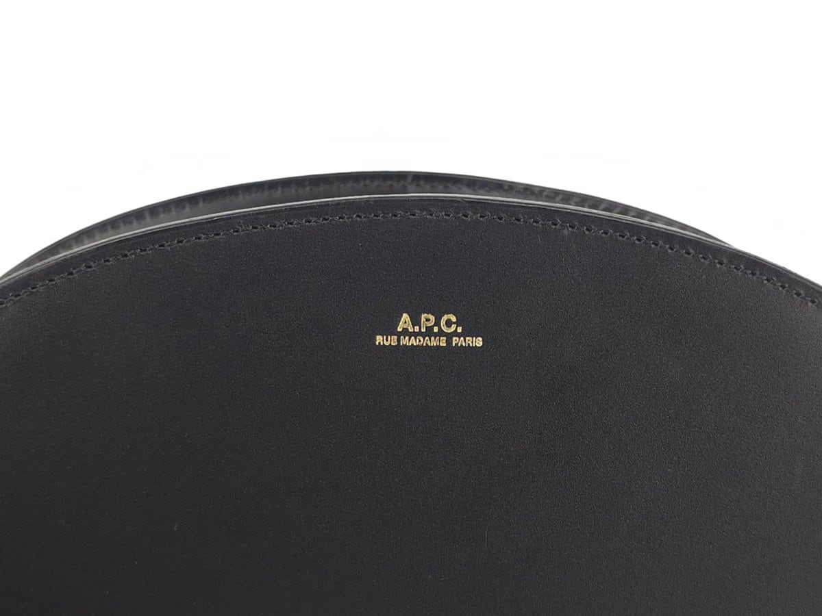 APC 아페쎄 데미룬 하프문백 미니백 크로스백 블랙 상세 이미지 9