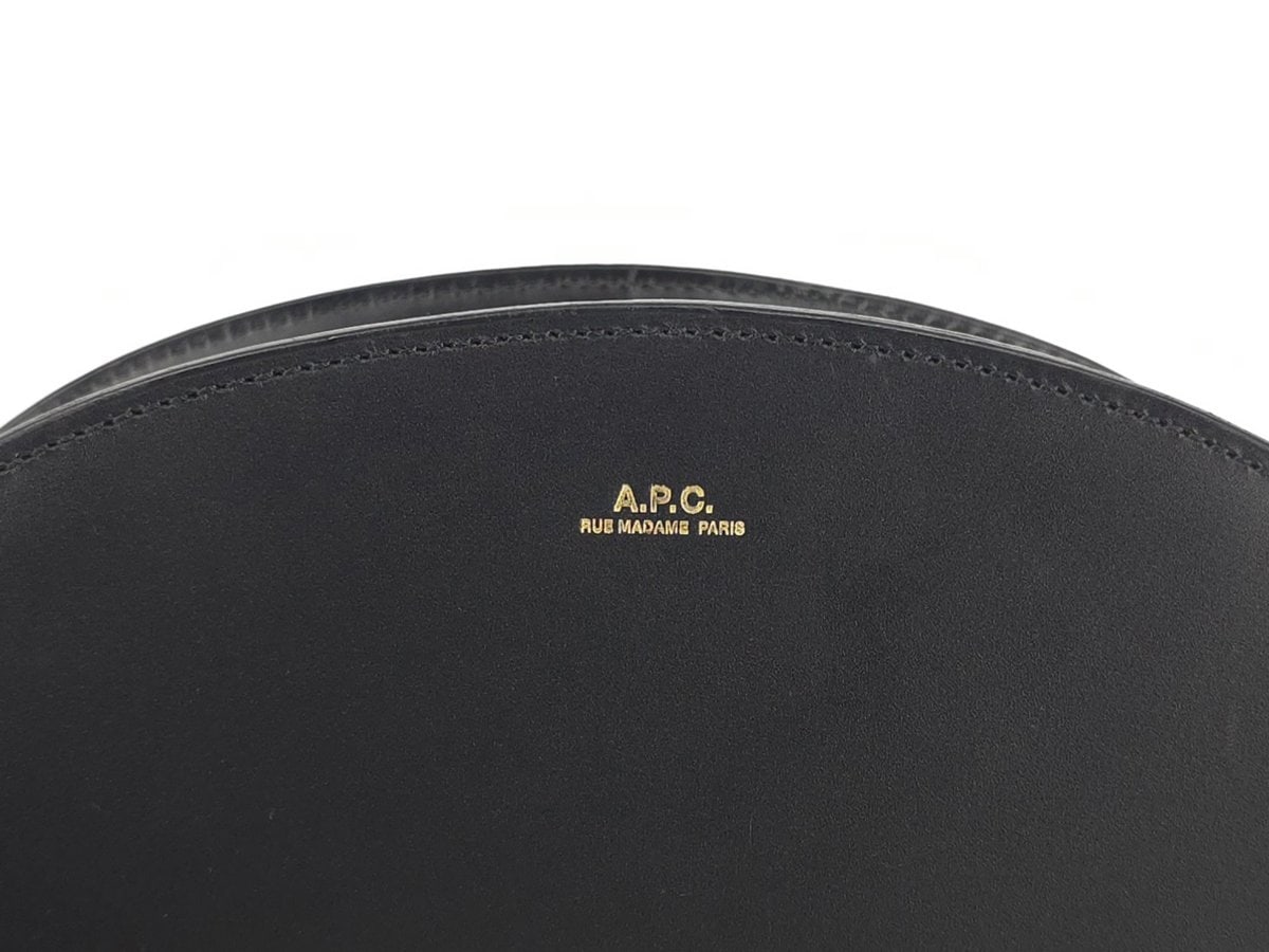 APC 아페쎄 데미룬 하프문백 미니백 크로스백 블랙 이미지 9