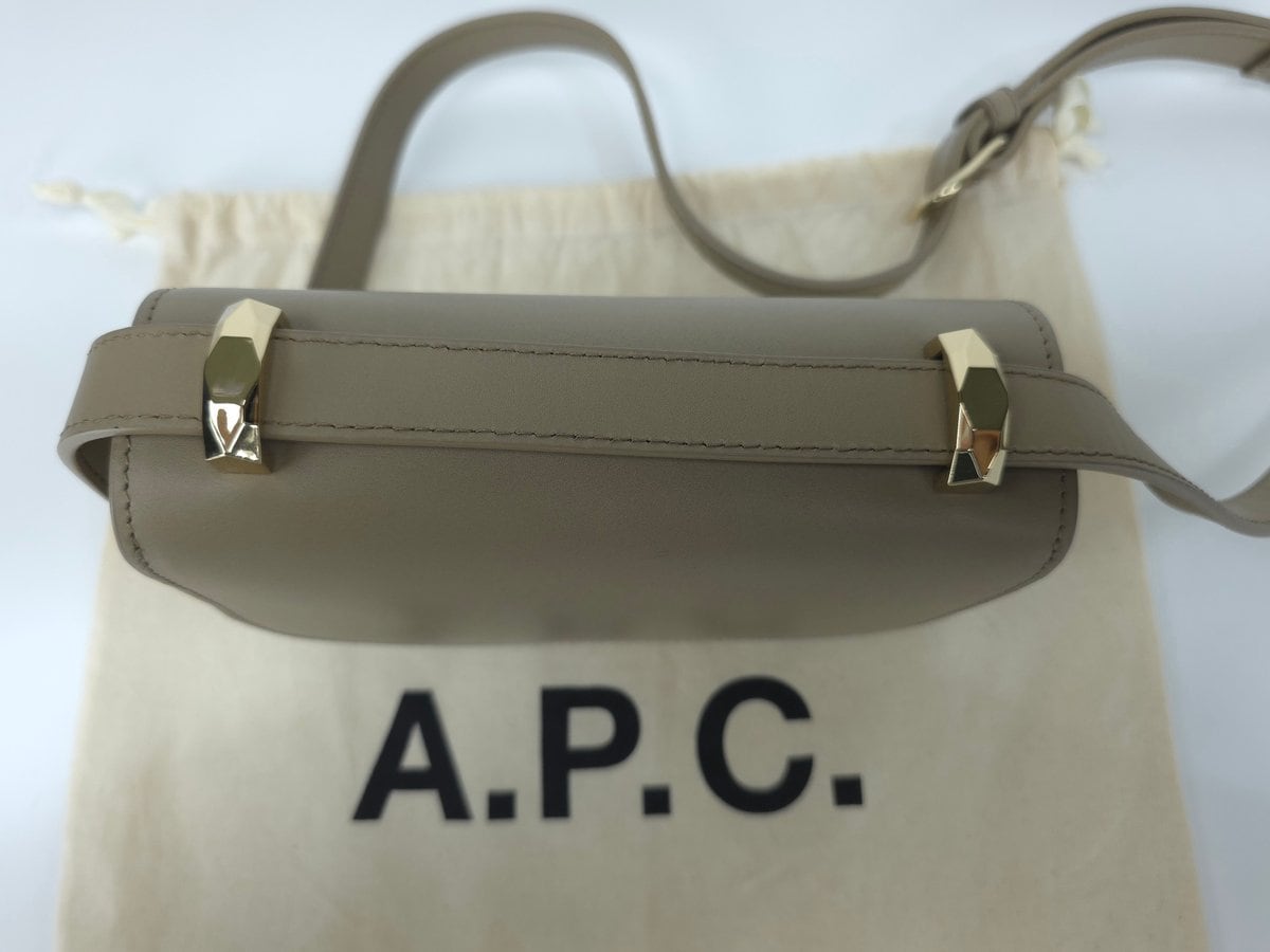 APC 아페쎄  제네바 여성 크로스백 그레이지 상세 이미지 4