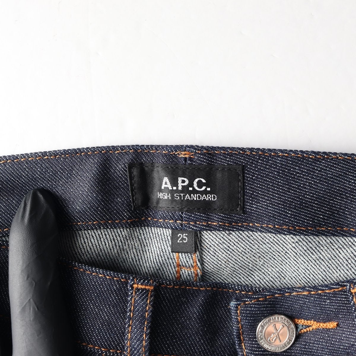 APC 아페쎄 진청 생지 미드라이즈 슬림 데님팬츠 청바지 W25 이미지 6