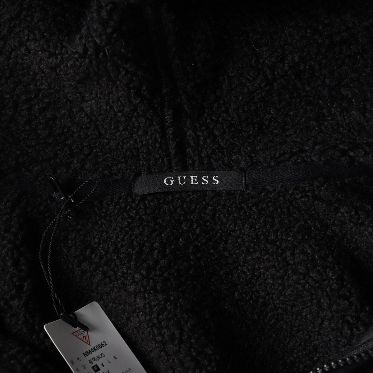 (새상품)게스 22FW 로고 플리스 양털 후드 집업 재킷 점퍼 블랙 상세 이미지 6
