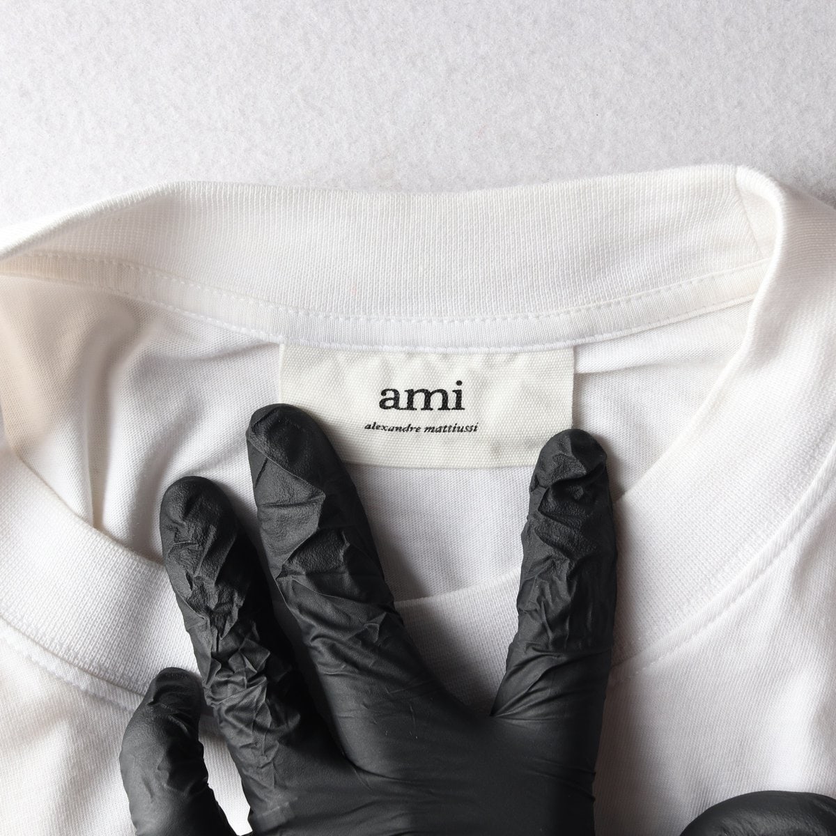 아미 ami 하트 로고 자수 코튼 반팔 티셔츠 이미지 5