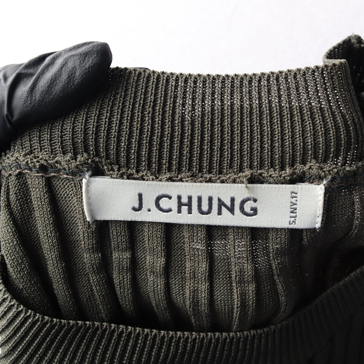 제이청 22FW LUTON 루턴 니트 탑 골지 롱 슬리브 긴팔 티셔츠 카키  이미지 6