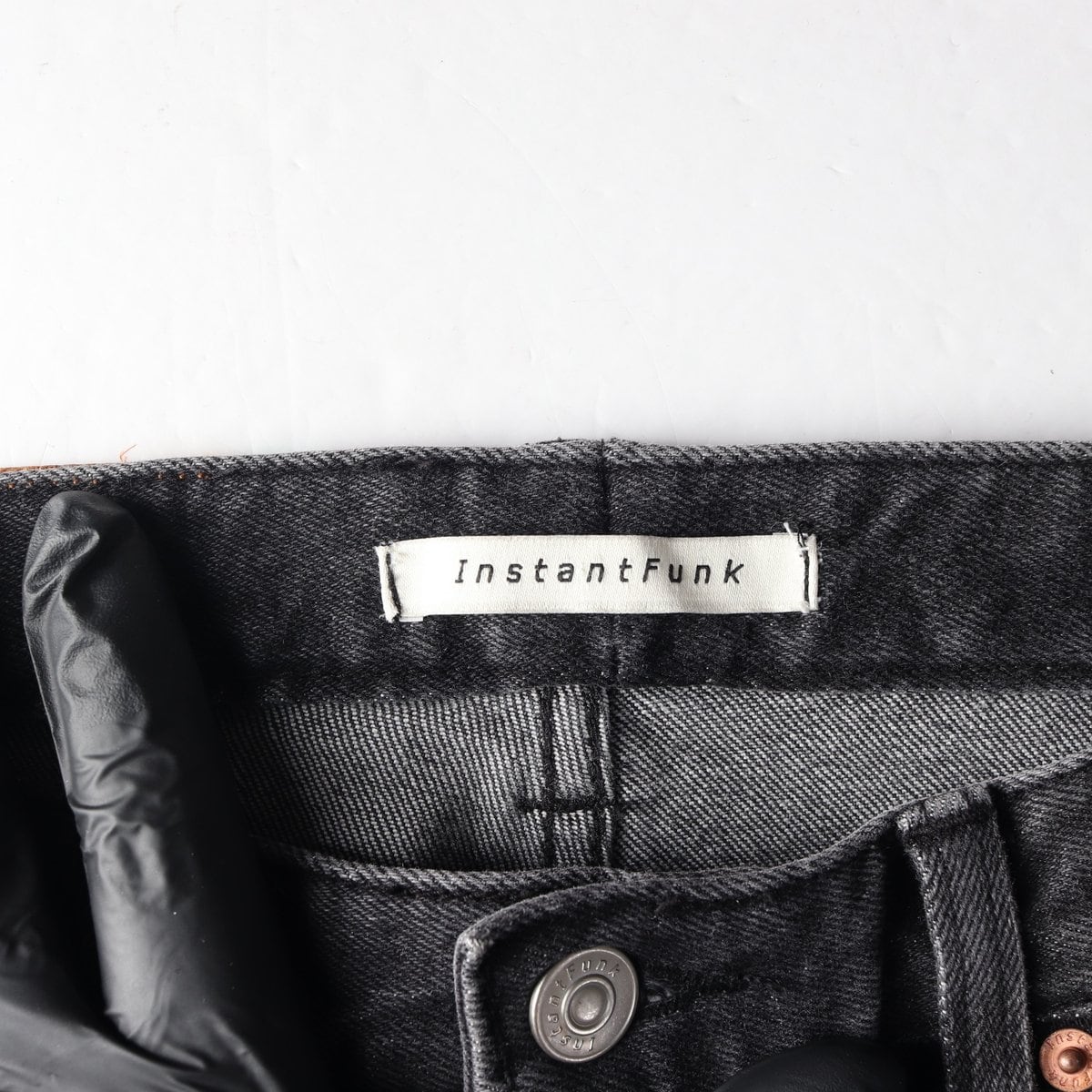 인스턴트펑크 22FW 하이라이즈 워싱 슬림 데님팬츠 청바지  상세 이미지 6
