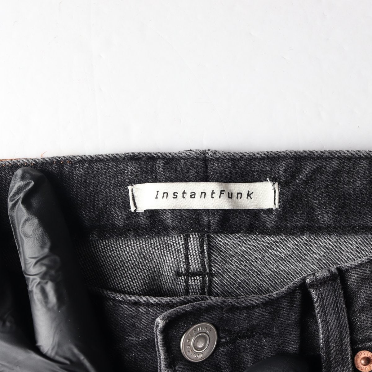인스턴트펑크 22FW 하이라이즈 워싱 슬림 데님팬츠 청바지  이미지 6