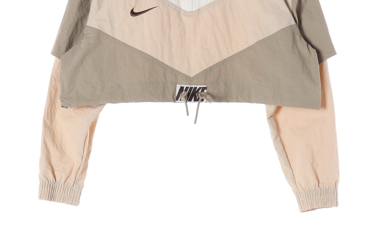 나이키 우먼 23FW NSW 크롭 트랙 자켓 바람막이  베이지 M 이미지 4