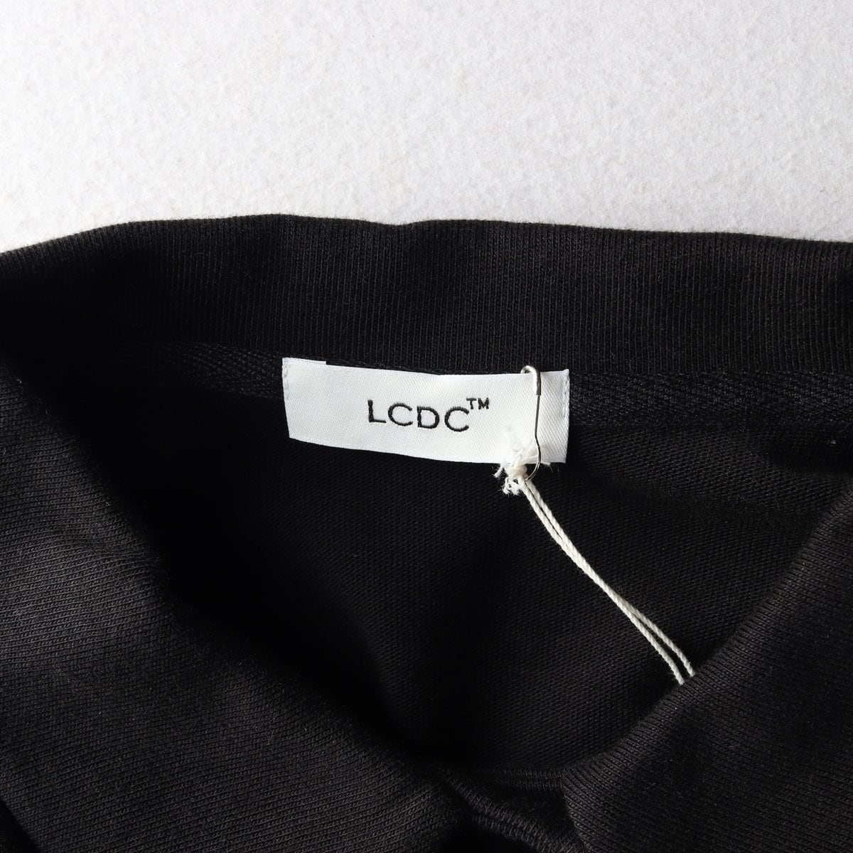 (새상품) LCDC 엘씨디씨 티엠 24FW 비대칭 긴팔 카라티 티셔츠 상세 이미지 5