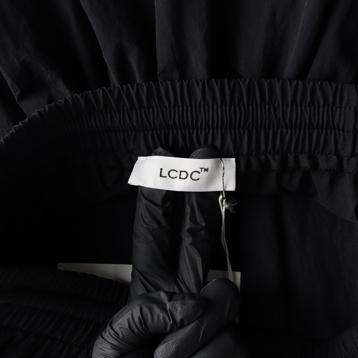 (새상품) LCDC 엘씨디씨 티엠 25SS 볼륨 롱 스커트 블랙  상세 이미지 6