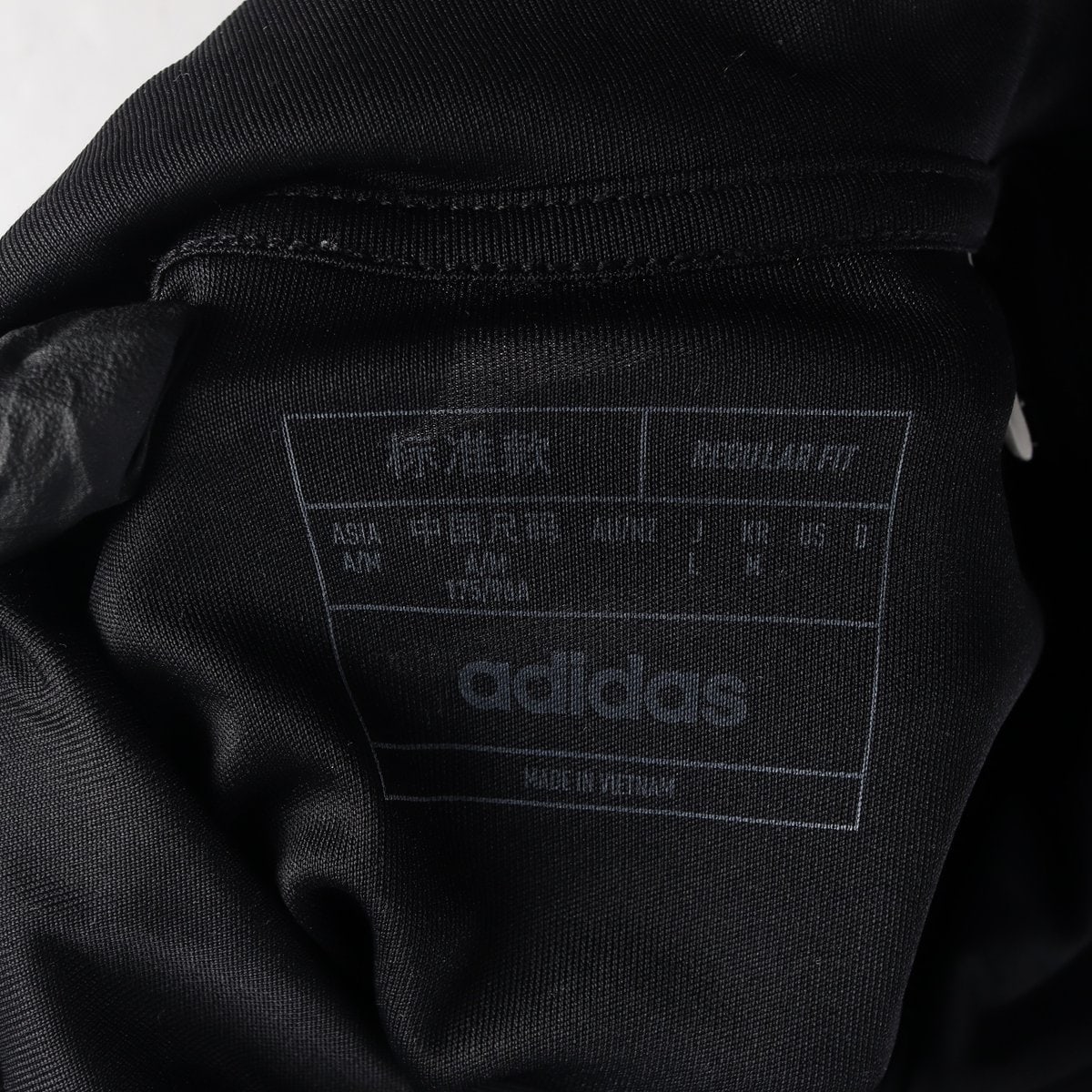 아디다스 22FW CLUB 3STR POLO 로고 프린트 반팔 티셔츠 이미지 3