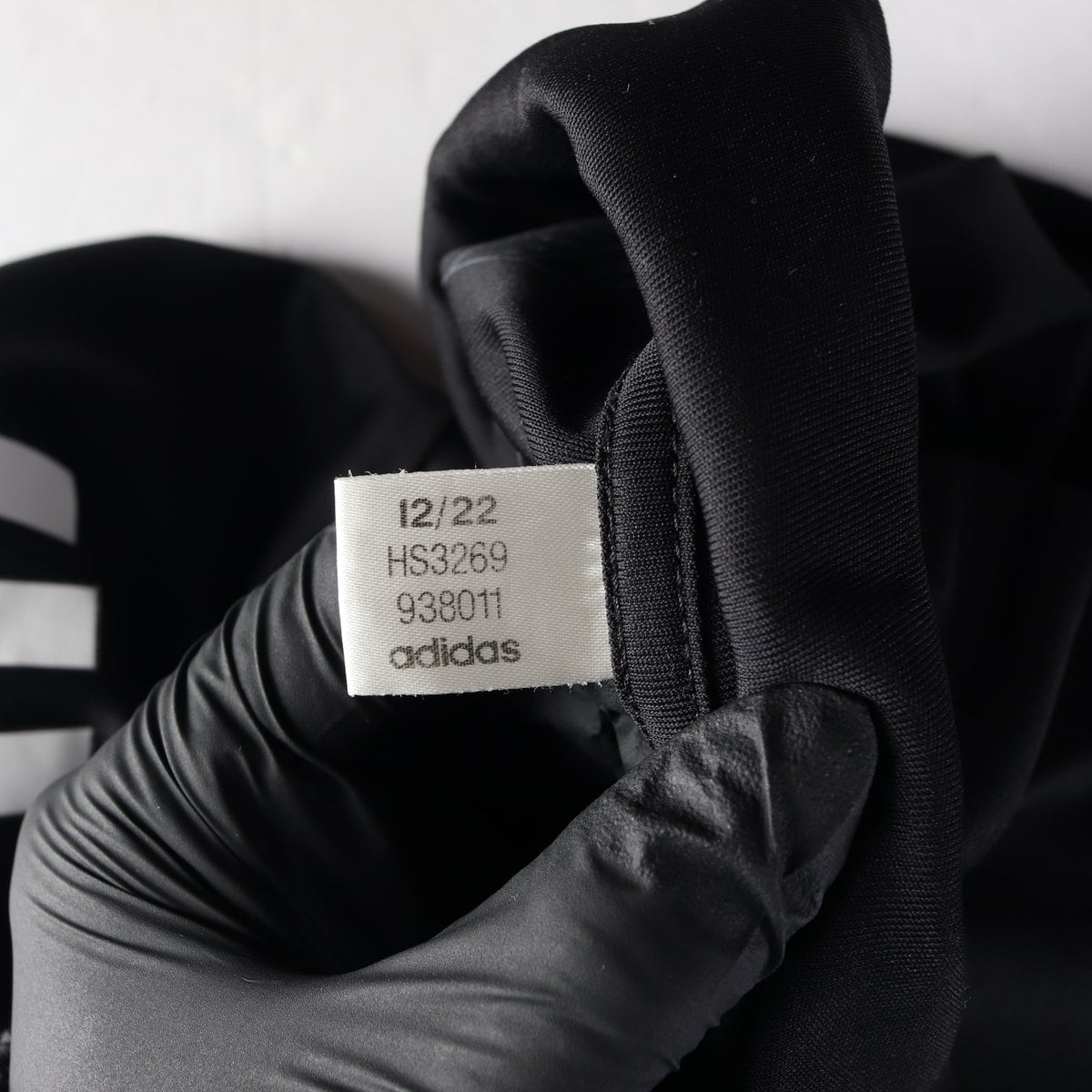 아디다스 22FW CLUB 3STR POLO 로고 프린트 반팔 티셔츠 상세 이미지 5