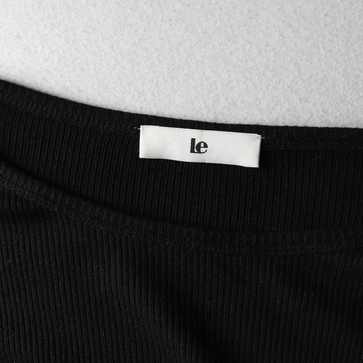 Le 르 24FW 사이드 버튼 롱 슬리브 긴팔 티셔츠 블랙  상세 이미지 3