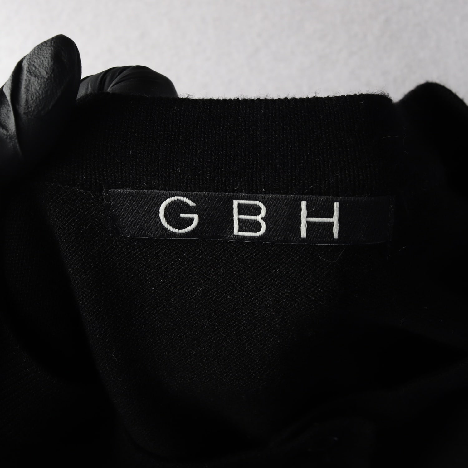 지비에이치 GBH 25FW 더블 버튼 라운드 가디건 블랙 이미지 3