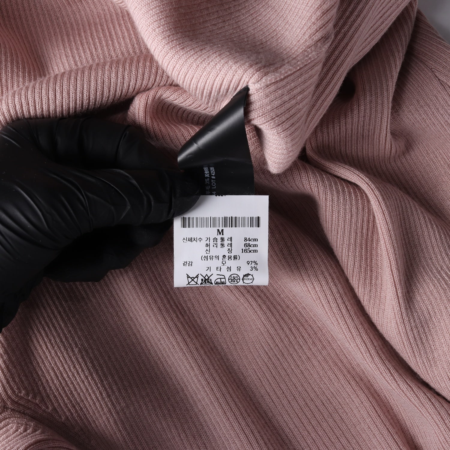띠어리 울 97% 소프트 반팔 터틀넥 니트 핑크 M 이미지 4