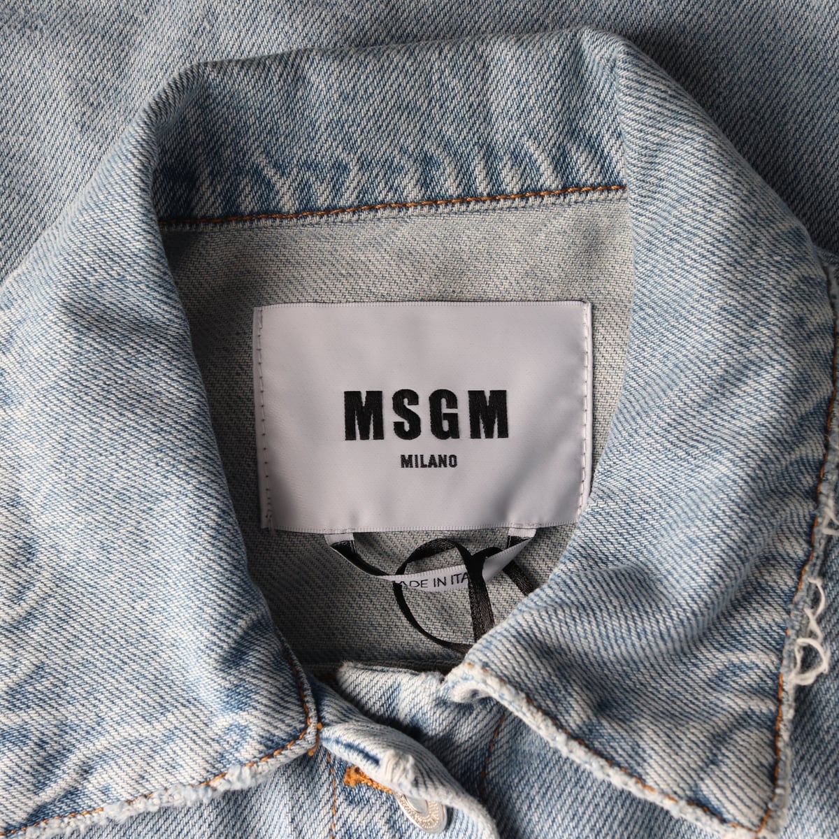 (새상품)엠에스지엠 MSGM 스프레이 프린팅 데미지 청자켓 데님 재킷  S 상세 이미지 3
