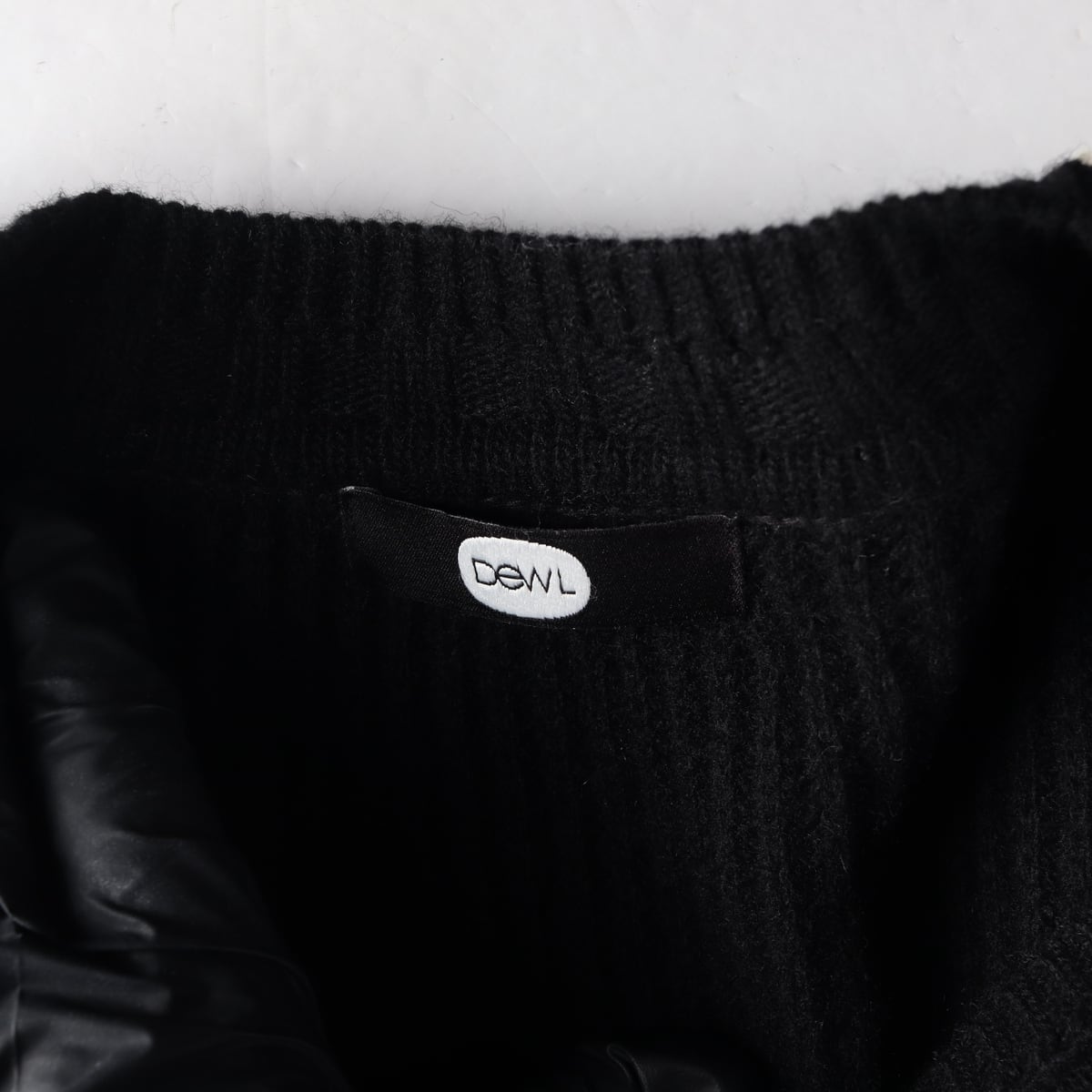 듀엘 24FW 크리스탈 진주 펄 오버핏 캐시미어 니트 가디건 블랙  상세 이미지 3