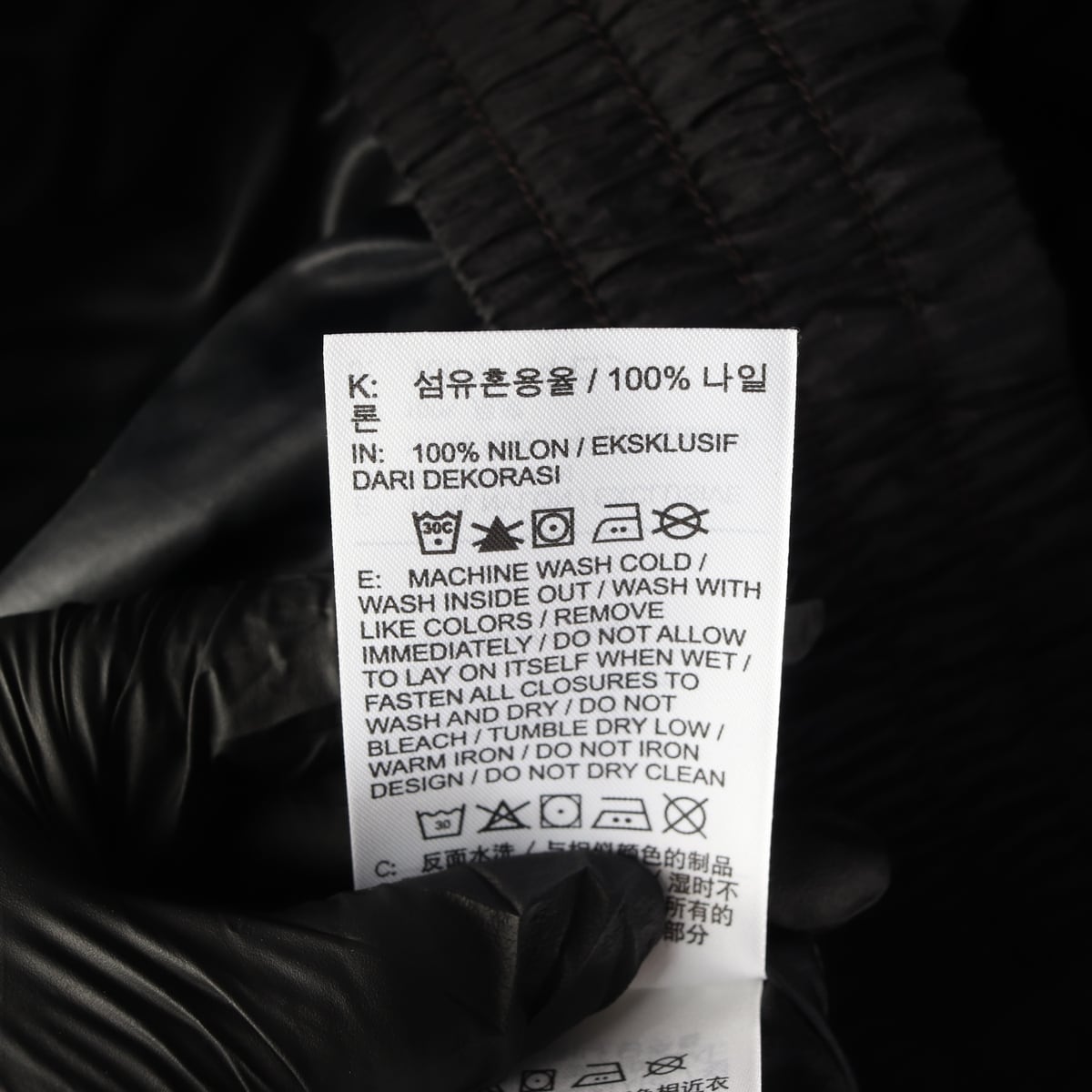 나이키 20SS 로고 자수 후드 경량 나일론 바람막이 집업 점퍼 블랙 상세 이미지 4