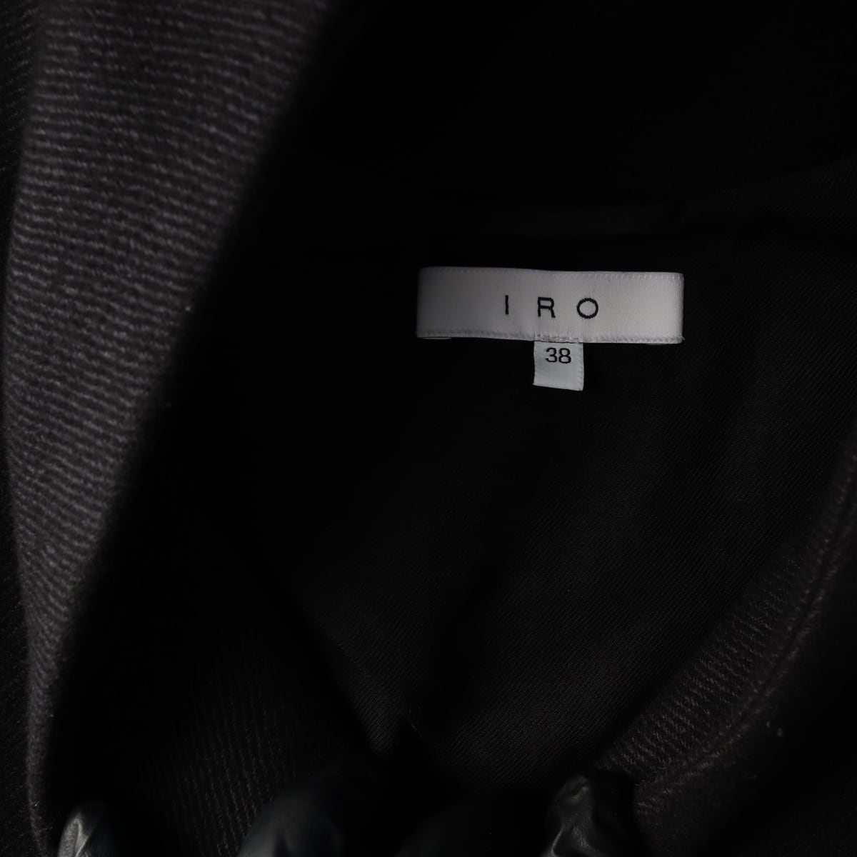 이로 IRO 벨티드 울 실크 노카라 밀라 롱 코트 블랙 상세 이미지 3