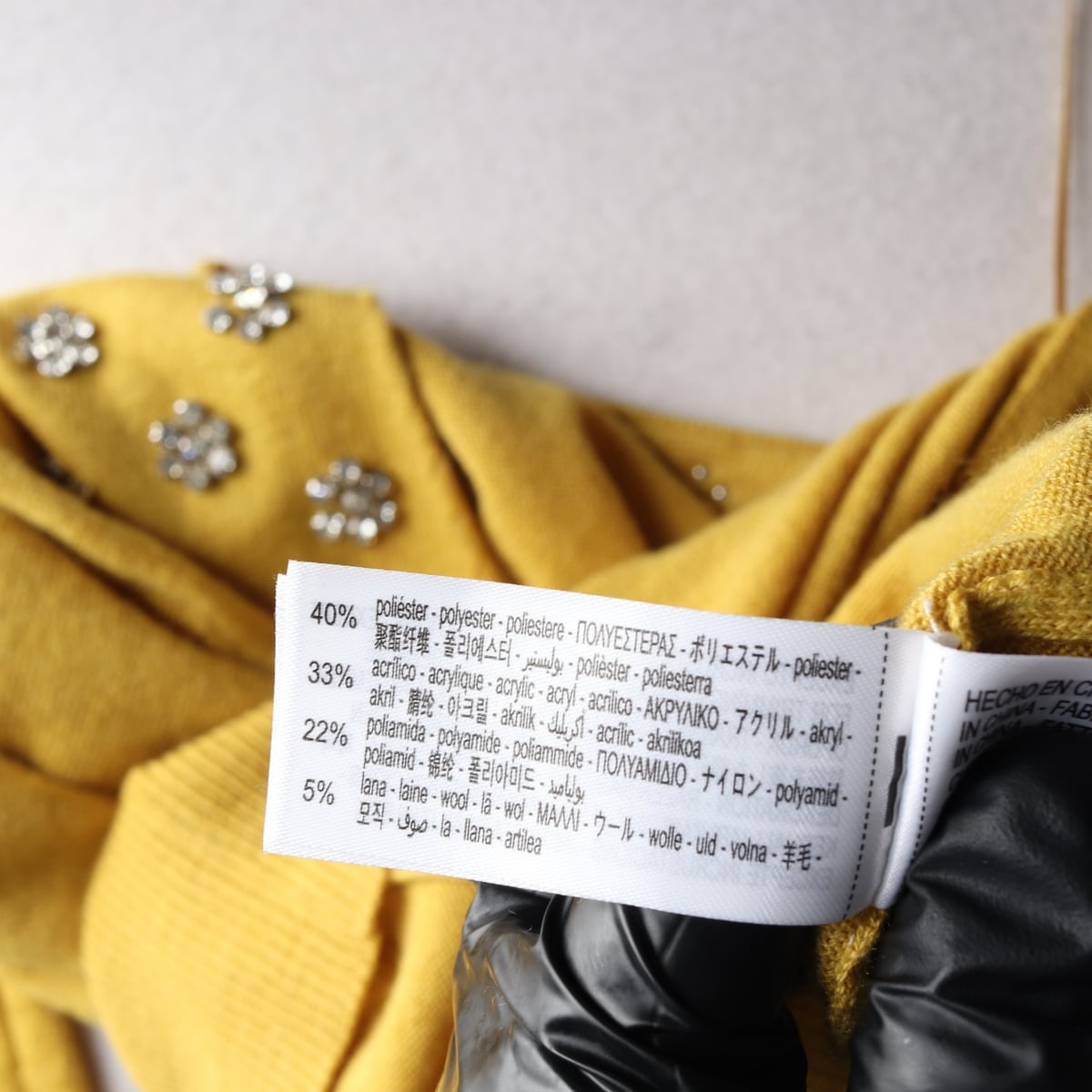 자라 플라워 버튼 장식 가디건 상세 이미지 4