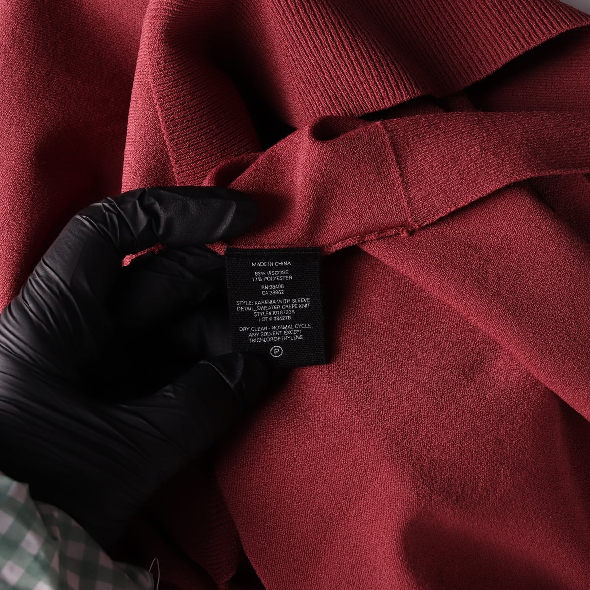 띠어리 슬리브 디테일 루즈핏 니트 스웨터 로즈 상세 이미지 4