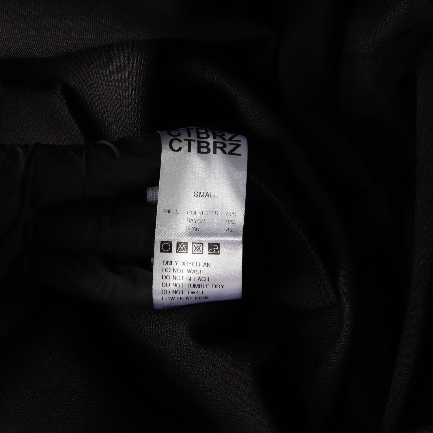 시티브리즈 21FW 백 리본 스트링 슬리브리스 롱 원피스 이미지 4